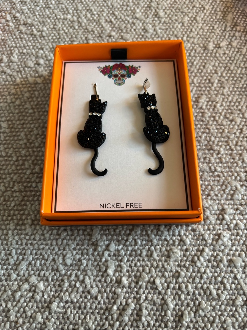Black Cat Dangle Earrings - Nickel Free